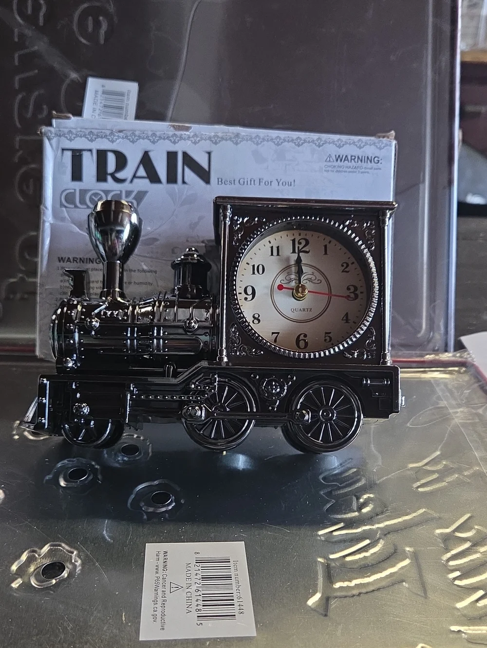 TRAIN Black Locomotive Quartz Table Clock
